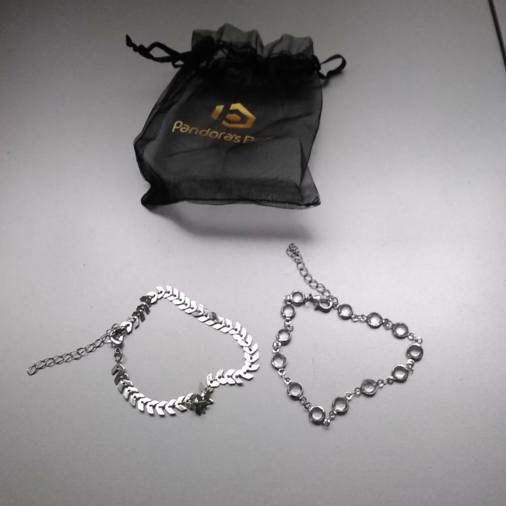Bracelets - Picture 2 of 3